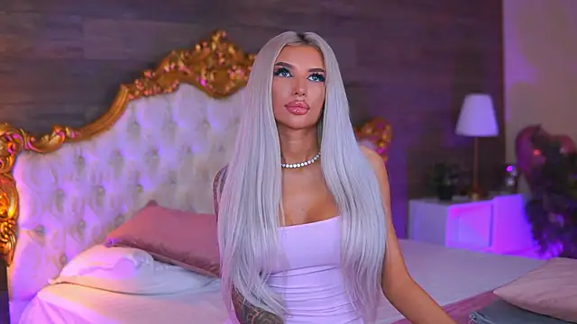 Juicy Jessye online show from 05-24-26, 07:52