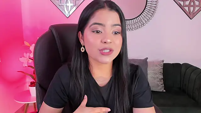 Layla Breezee online show from 02-08-26, 12:52