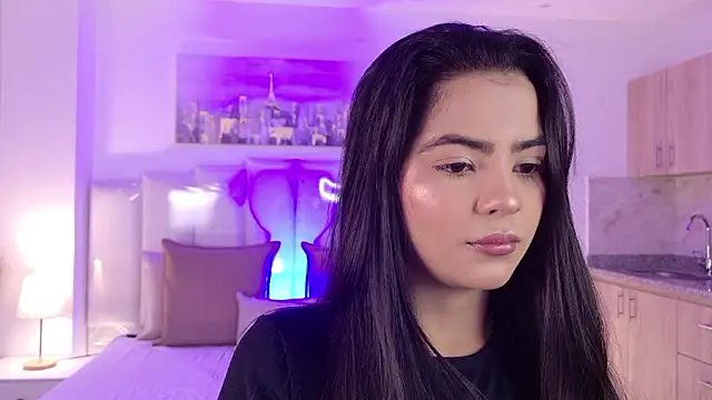 Layla Breezee online show from 04-01-26, 10:49