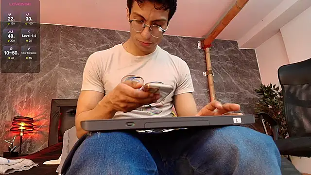 ApoloCruz online show from 01-18-26, 02:15