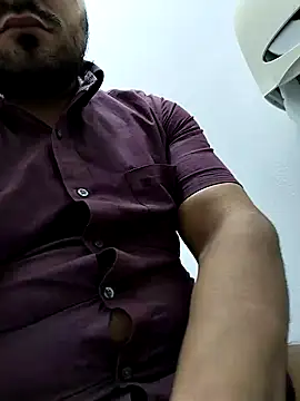 Snapshot of Ant1990 chatting on 02-12-25, 11:09 Ant1990 online show from 02-12-25, 11:09