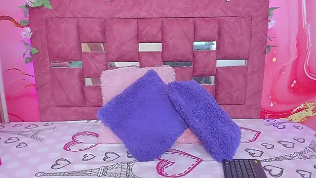 scarlett  evans  online show from 12-02-25, 06:14