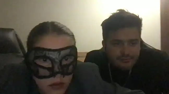 Snapshot of shycoouple1 chatting on 01-21-25, 03:48 shycoouple1 online show from 01-21-25, 03:48