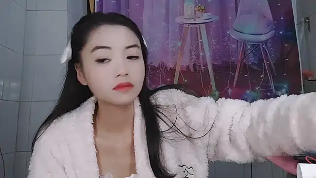 Snapshot of ManMan-520 chatting on 02-04-25, 09:38 ManMan-520 online show from 02-04-25, 09:38