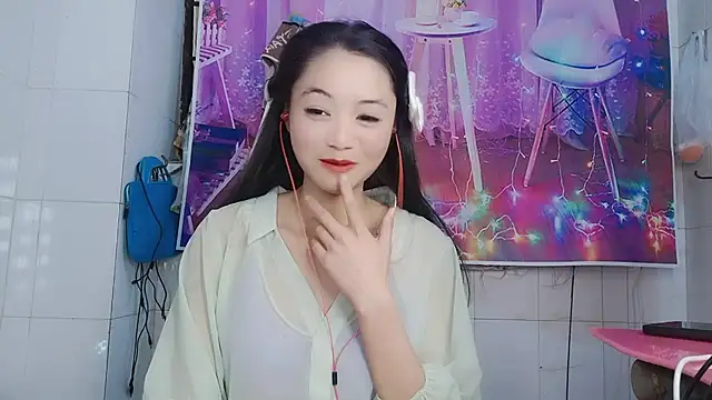 Snapshot of ManMan-520 chatting on 02-06-25, 06:56 ManMan-520 online show from 02-06-25, 06:56