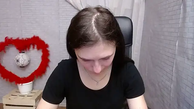 Snapshot of AmandaJi_ chatting on 02-12-25, 10:14 AmandaJi  online show from 02-12-25, 10:14