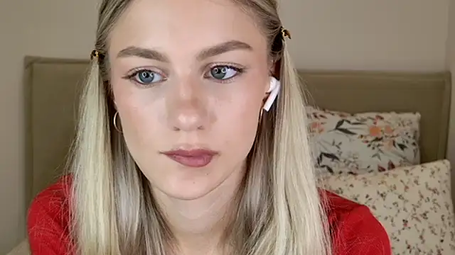 Snapshot of GabriellaOlsen chatting on 09-25-25, 09:13 GabriellaOlsen online show from 09-25-25, 09:13