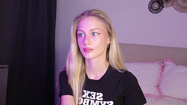 Snapshot of GabriellaOlsen chatting on 06-28-26, 04:35 GabriellaOlsen online show from 06-28-26, 04:35