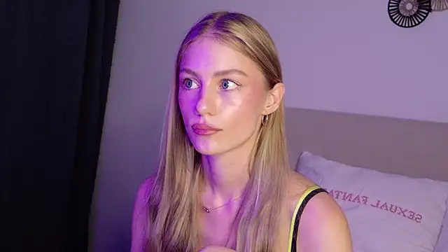 Snapshot of GabriellaOlsen chatting on 07-22-26, 04:21 GabriellaOlsen online show from 07-22-26, 04:21