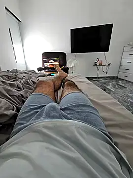 Snapshot of j0nathan00 chatting on 02-07-25, 05:18 j0nathan00 online show from 02-07-25, 05:18