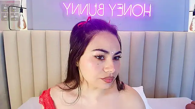 Naomymonroe  online show from 11-22-25, 09:25