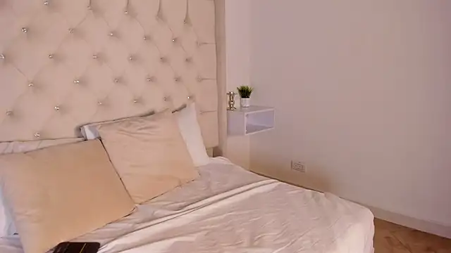 bella bloomg online show from 02-03-25, 11:15