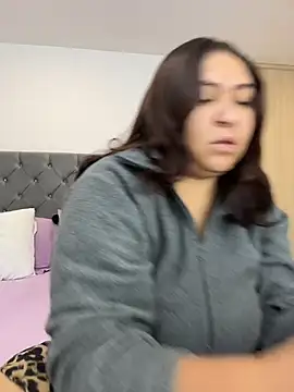 KarlaWild online show from 12-15-25, 12:20