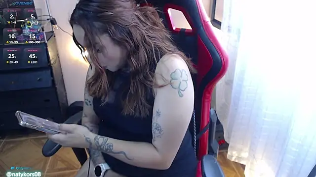 natyk m online show from 04-01-26, 03:42