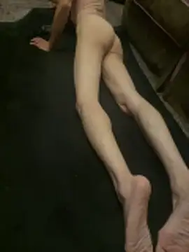 aebaleek2505 online show from 03-10-26, 08:36