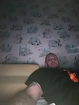 MaxDevilWhite online show from 12-19-25, 07:32