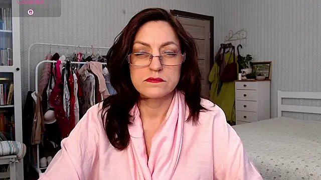 Soffya Soy online show from 04-16-26, 06:58