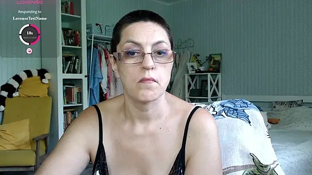 Snapshot of Soffya_Soy chatting on 06-14-26, 06:48 Soffya Soy online show from 06-14-26, 06:48