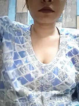 Snapshot of cute_IndianBabe chatting on 07-16-26, 01:11 cute IndianBabe online show from 07-16-26, 01:11