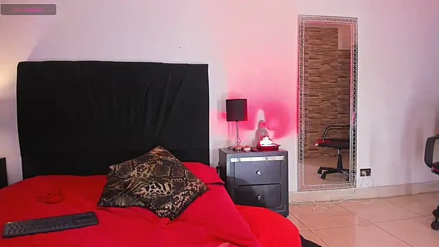 Akemirosse online show from 02-08-25, 09:35