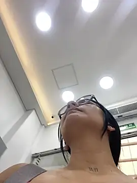 ruby  00 online show from 03-19-25, 09:37