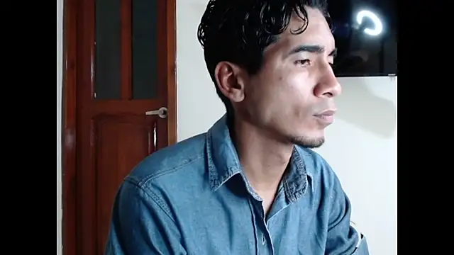 King Liam online show from 01-27-25, 01:48