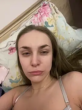 White Lu online show from 02-28-25, 09:33