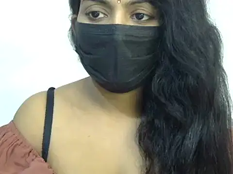 Snapshot of Reddy_Trisha chatting on 01-28-25, 07:00 Reddy Trisha online show from 01-28-25, 07:00