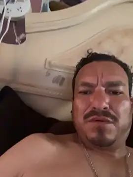 Snapshot of paullliliu chatting on 05-16-26, 04:50 paullliliu online show from 05-16-26, 04:50