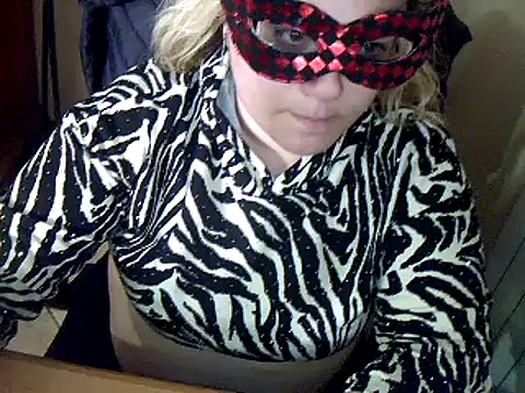 topina8 online show from 03-10-25, 01:21