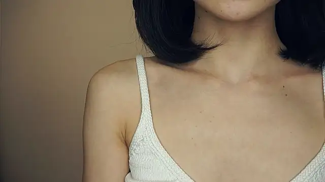 Snapshot of VeronaCritchlow chatting on 02-15-25, 10:33 VeronaCritchlow online show from 02-15-25, 10:33
