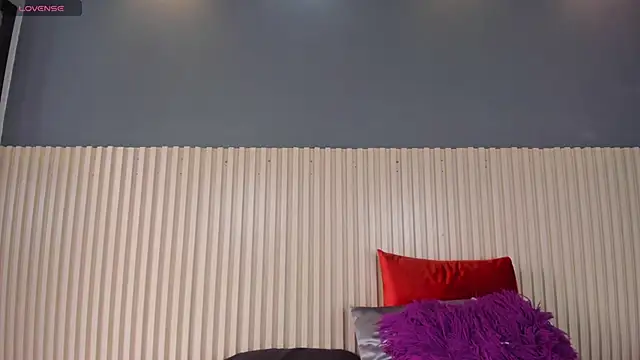 Snapshot of Madeline_Cooper08 chatting on 02-11-25, 08:20 Madeline Cooper08 online show from 02-11-25, 08:20