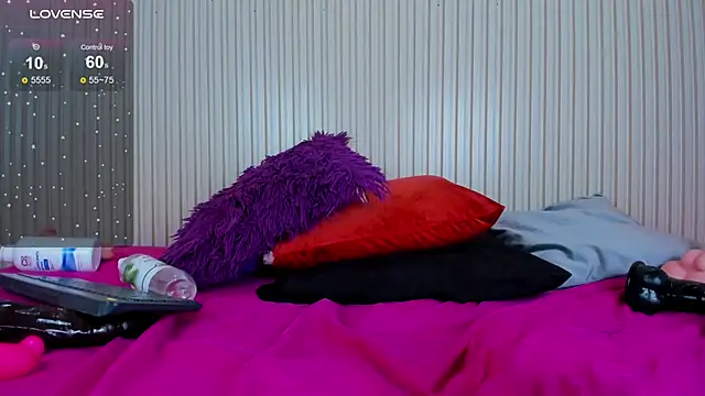 Snapshot of Madeline_Cooper08 chatting on 02-21-25, 10:37 Madeline Cooper08 online show from 02-21-25, 10:37