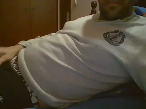 Snapshot of _tuga_man_ chatting on 03-10-25, 10:55  tuga man  online show from 03-10-25, 10:55