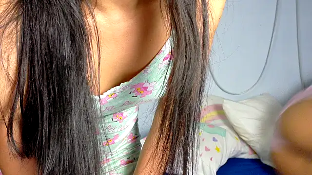 Snapshot of kathymia68 chatting on 06-18-26, 11:09 kathymia68 online show from 06-18-26, 11:09