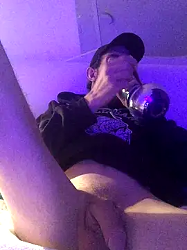 Pilote19 online show from 10-27-25, 05:44