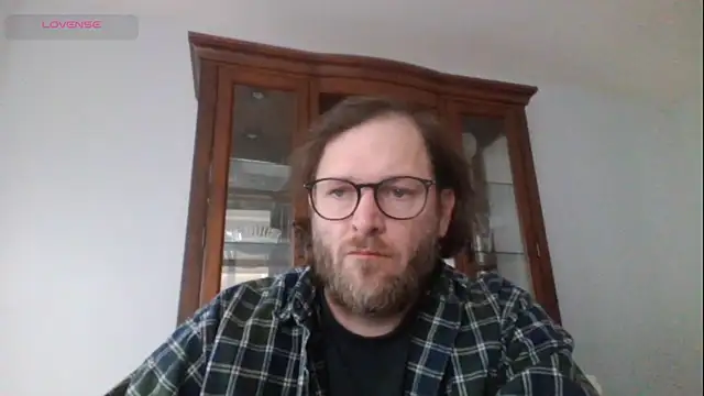 Snapshot of rrunner7718 chatting on 02-11-25, 02:24 rrunner7718 online show from 02-11-25, 02:24