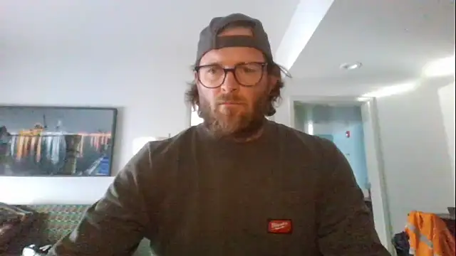 Snapshot of rrunner7718 chatting on 03-18-25, 10:04 rrunner7718 online show from 03-18-25, 10:04