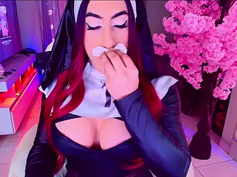 latexgoddes online show from 10-31-25, 07:26