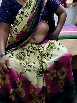 Snapshot of laxmitelugu78 chatting on 01-27-25, 06:52 laxmitelugu78 online show from 01-27-25, 06:52