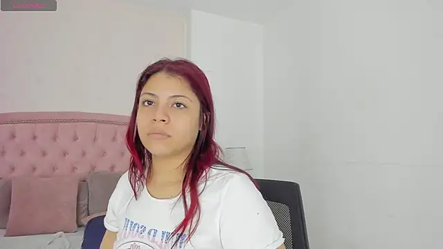 Kendall  Fox online show from 09-12-25, 04:45