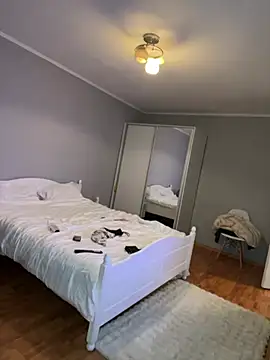 Snapshot of bunnythetailor chatting on 02-28-25, 07:03 bunnythetailor online show from 02-28-25, 07:03