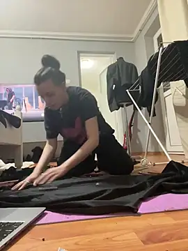 bunnythetailor online show from 02-11-26, 08:14