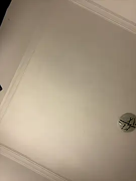 Snapshot of Boneca25 chatting on 12-04-25, 04:55 Boneca25 online show from 12-04-25, 04:55