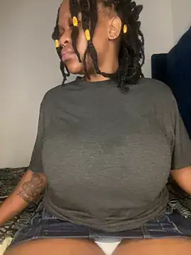 Boneca25 online show from 01-11-26, 09:58