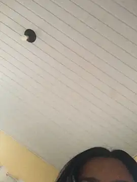 indiazinha69  online show from 02-18-26, 12:23