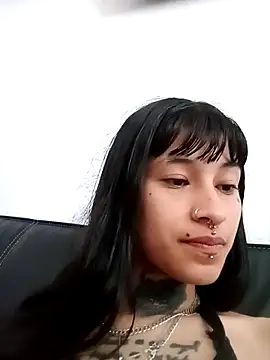 esmeralda06 online show from 10-31-25, 02:29