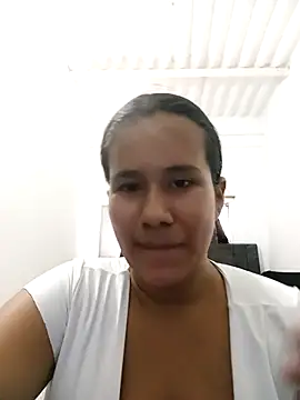 Snapshot of sol_miluna2 chatting on 09-26-25, 03:16 sol miluna2 online show from 09-26-25, 03:16