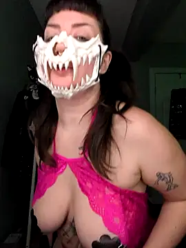 goblingirl888 online show from 11-12-25, 07:31