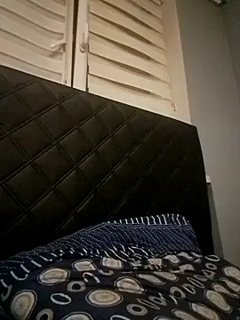 Clappingseling online show from 09-16-25, 03:40